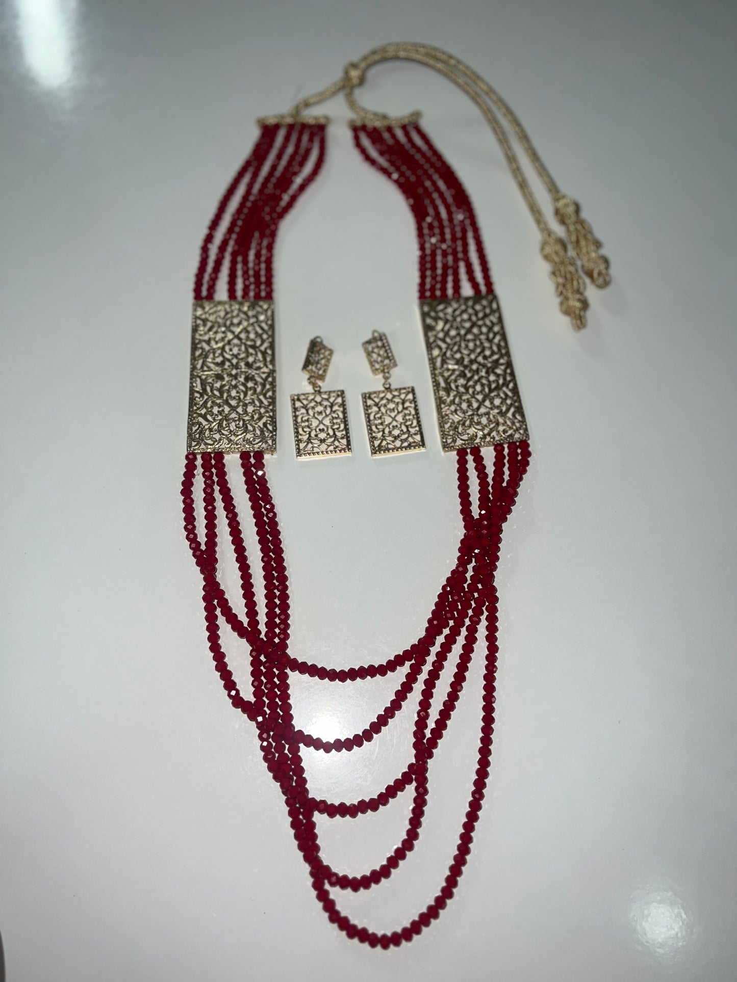 Traditionele sieraden set - Rood met goud