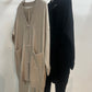 Twinset met knoop details en lage v-hals