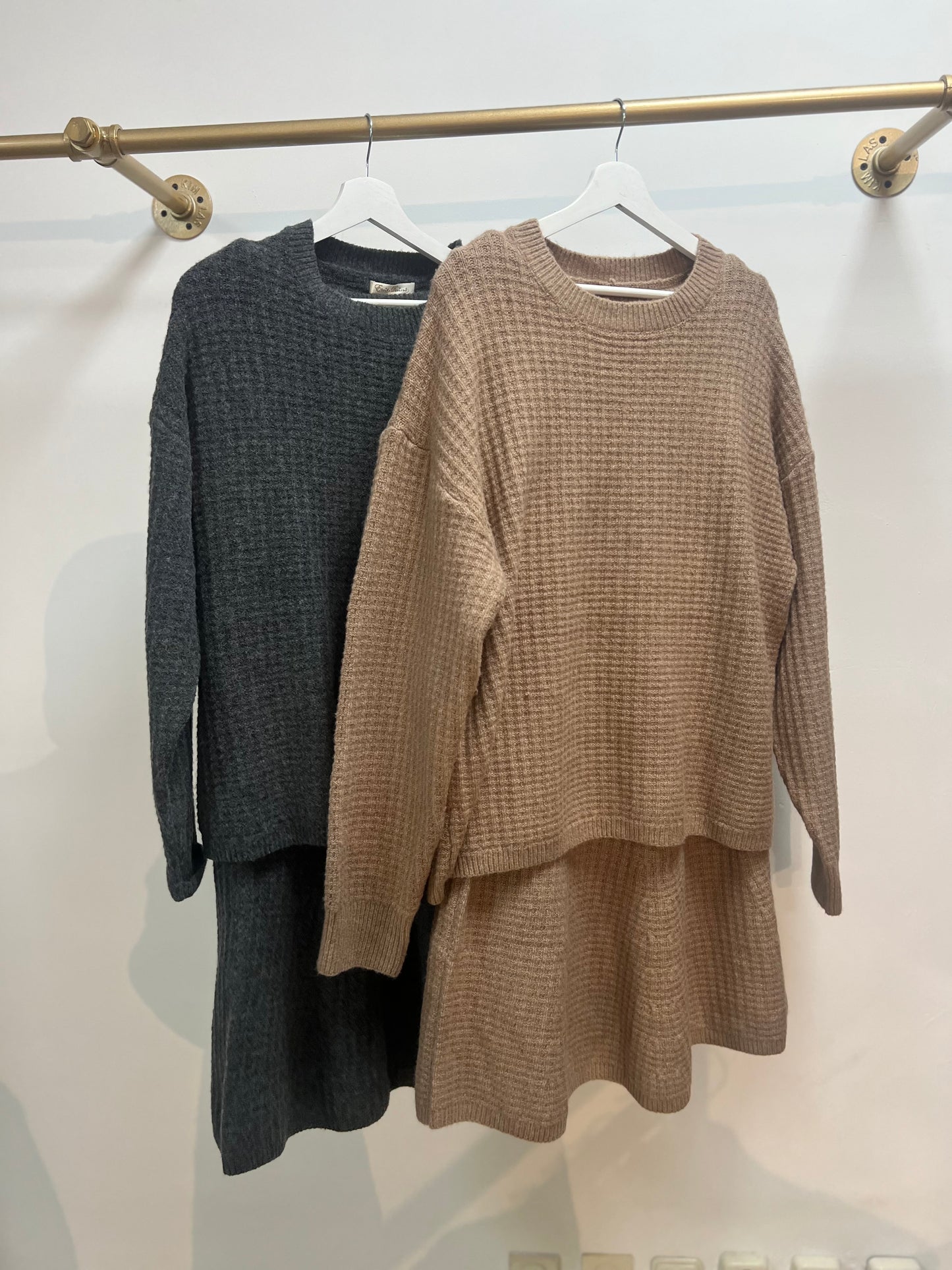 Wollen twinset met rok