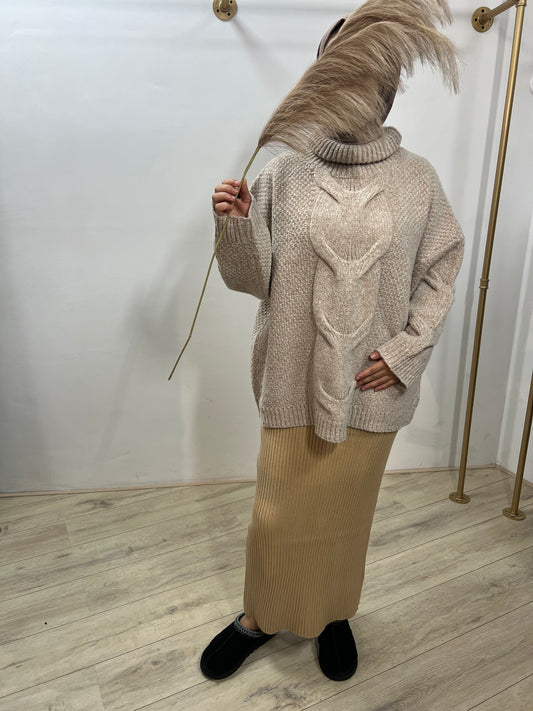 Wollen trui (met vlecht detail)