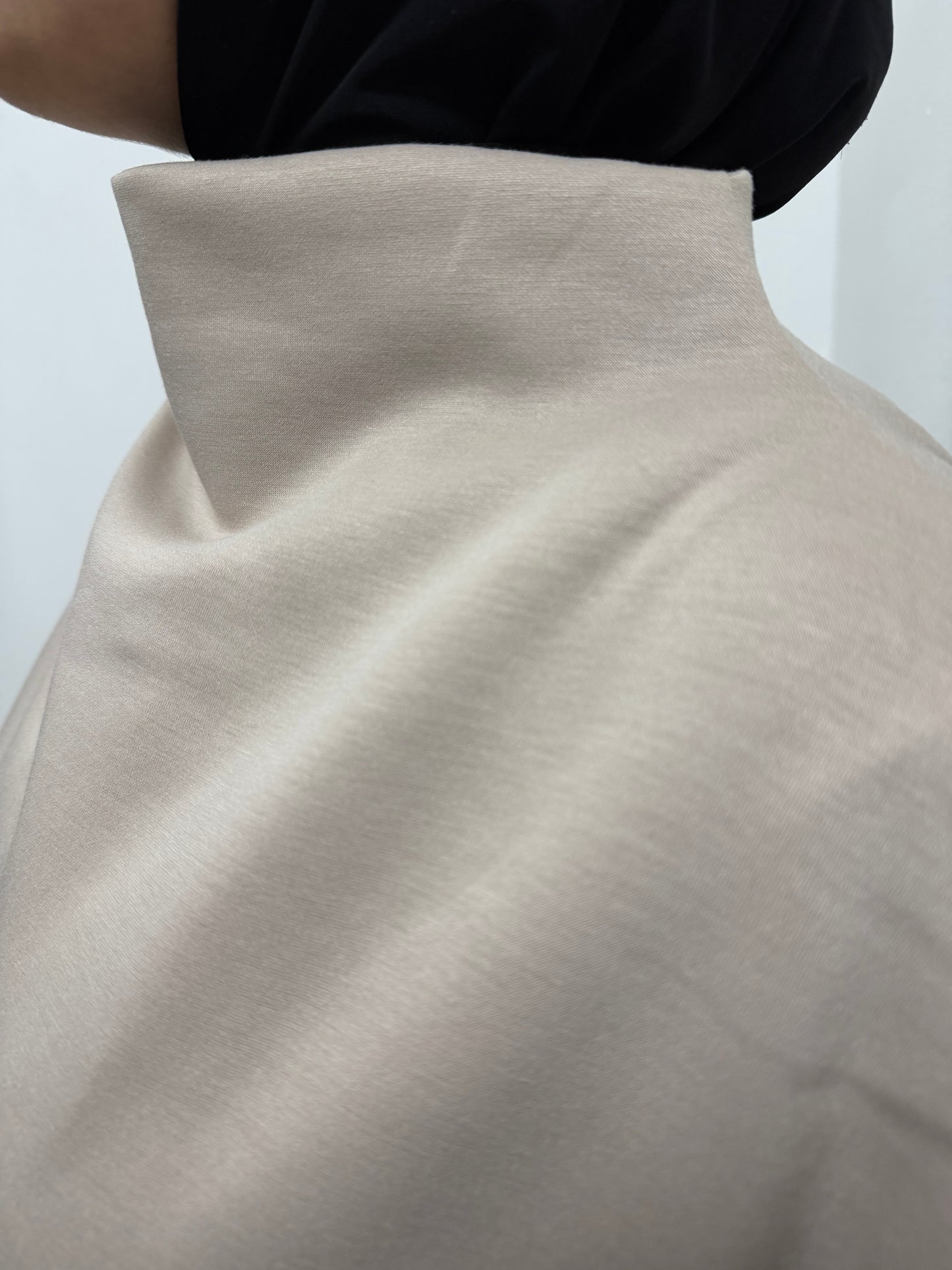 NIEUW - Jurk met hoge hals