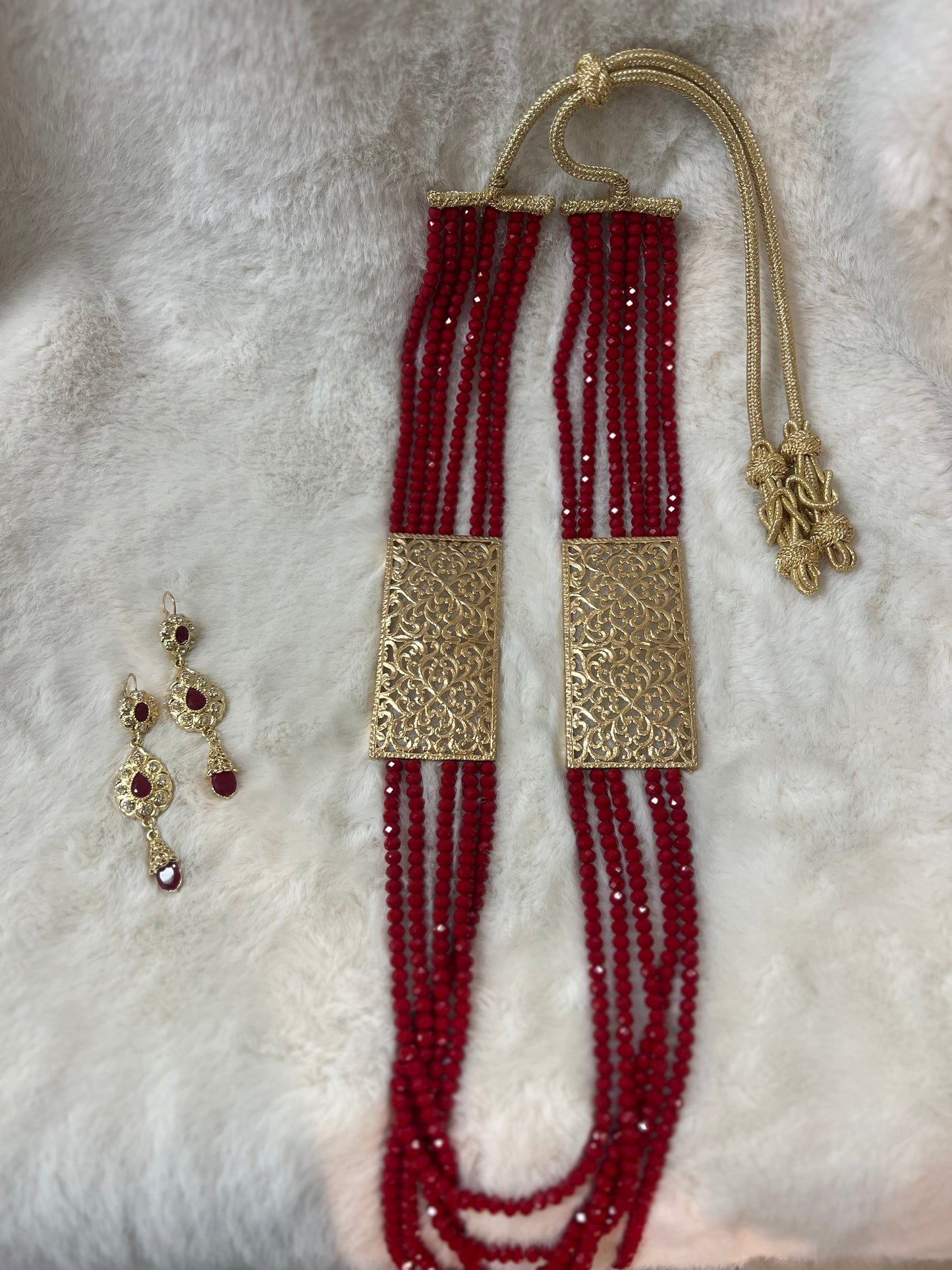 Traditionele sieraden set - Rood met goud